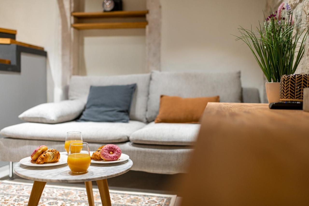Superior 2 Bedroom Apartment Gabriela Дубровник Экстерьер фото