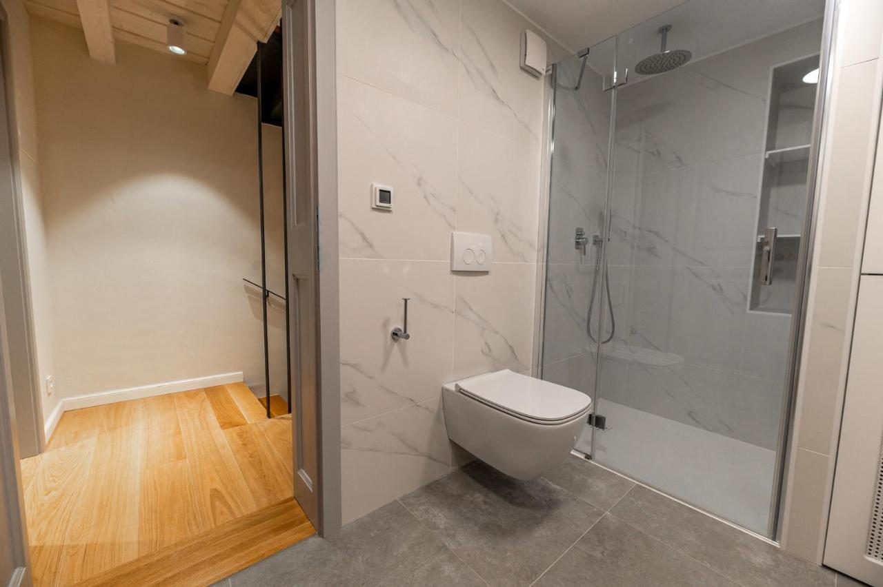 Superior 2 Bedroom Apartment Gabriela Дубровник Экстерьер фото