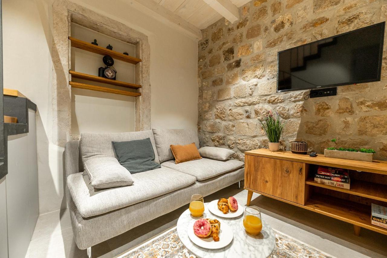 Superior 2 Bedroom Apartment Gabriela Дубровник Экстерьер фото