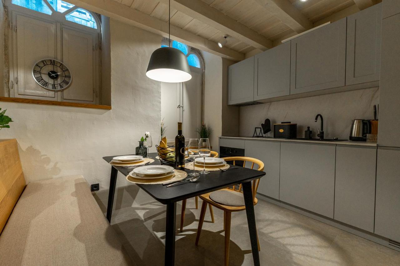 Superior 2 Bedroom Apartment Gabriela Дубровник Экстерьер фото